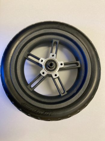 Punkteringsfritt dekk 8,5"