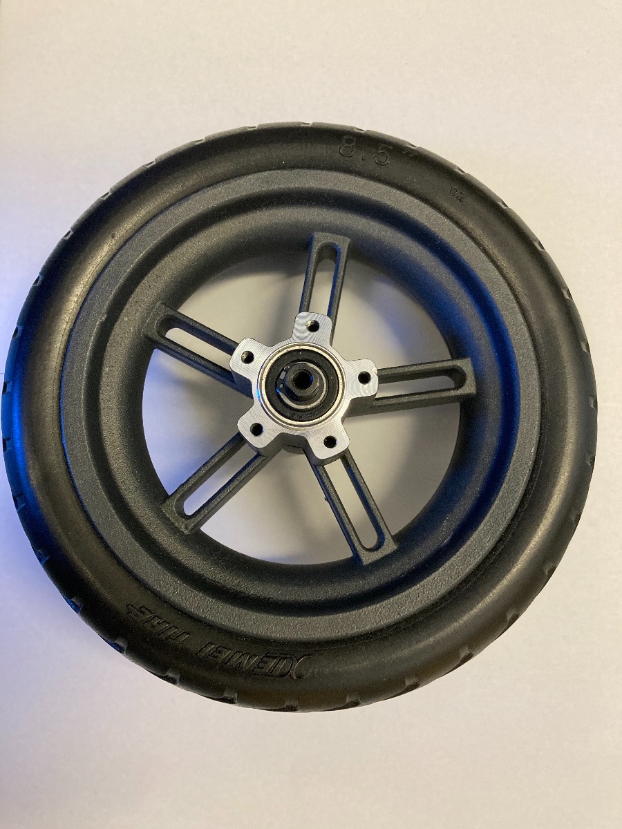 Punkteringsfritt dekk 8,5"