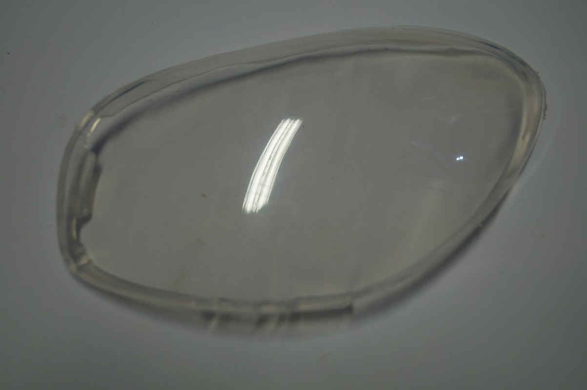 Høyre frontlysglass